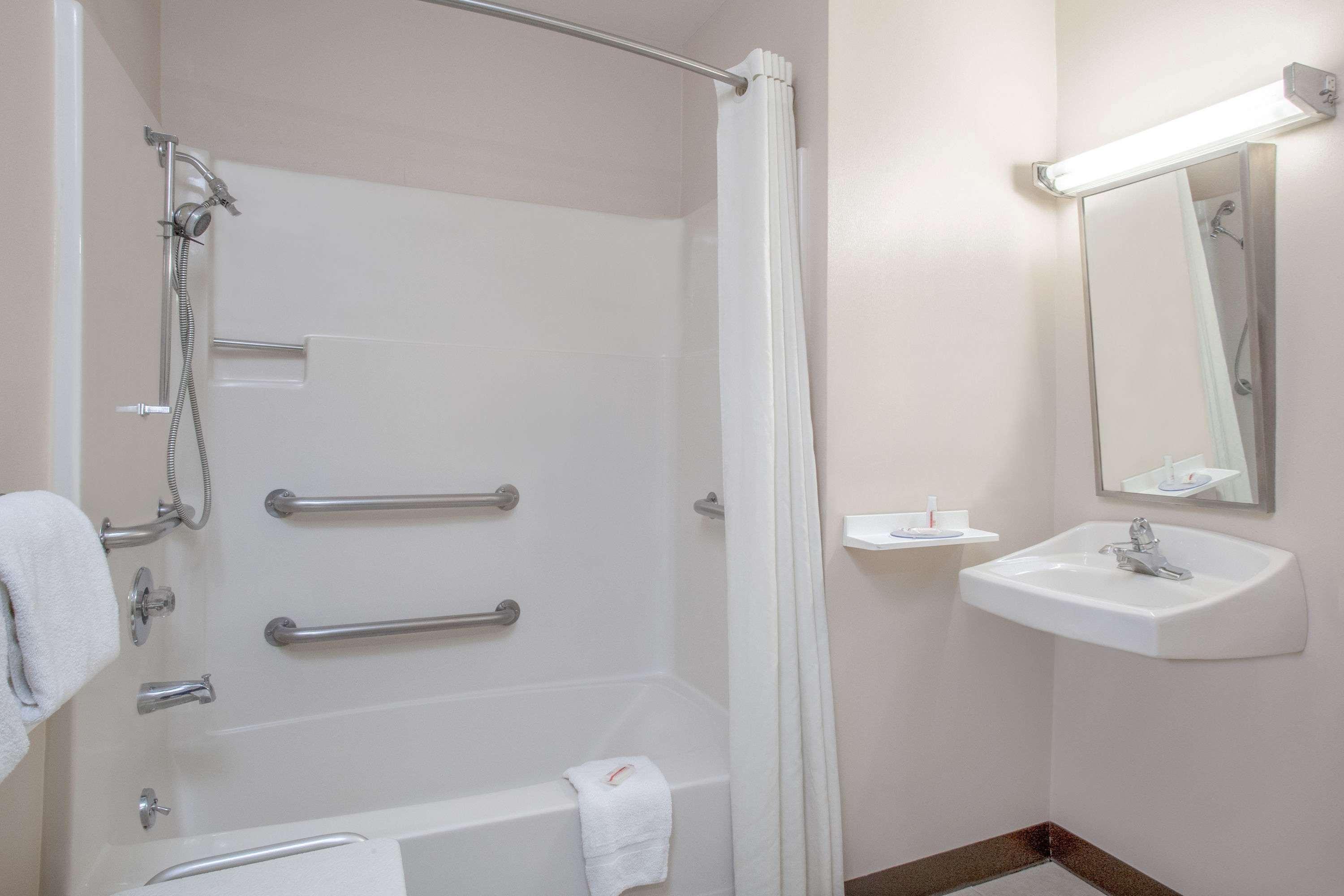 Super 8 By Wyndham Carlisle North Μοτέλ Εξωτερικό φωτογραφία